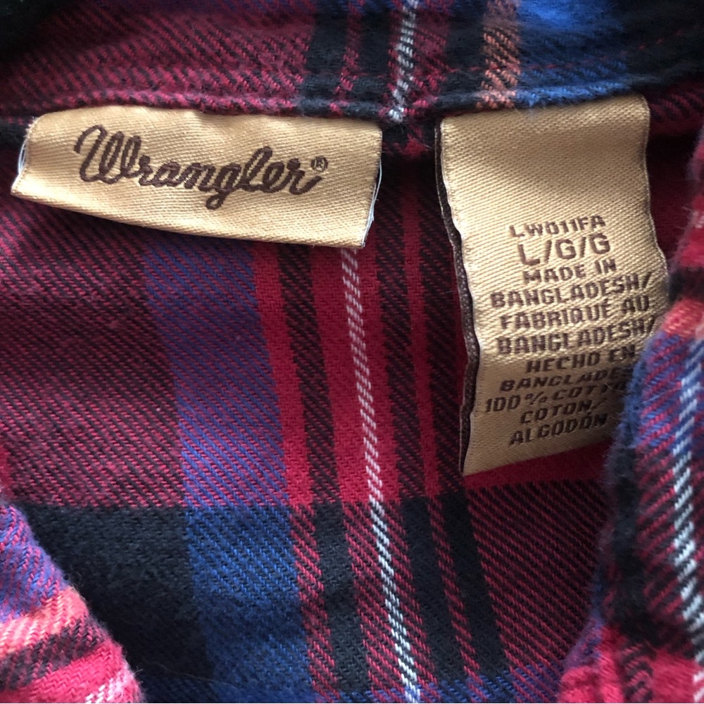 Wrangler Shirt Plaid Flannel Size Large GUC - Picture 3 of 3
